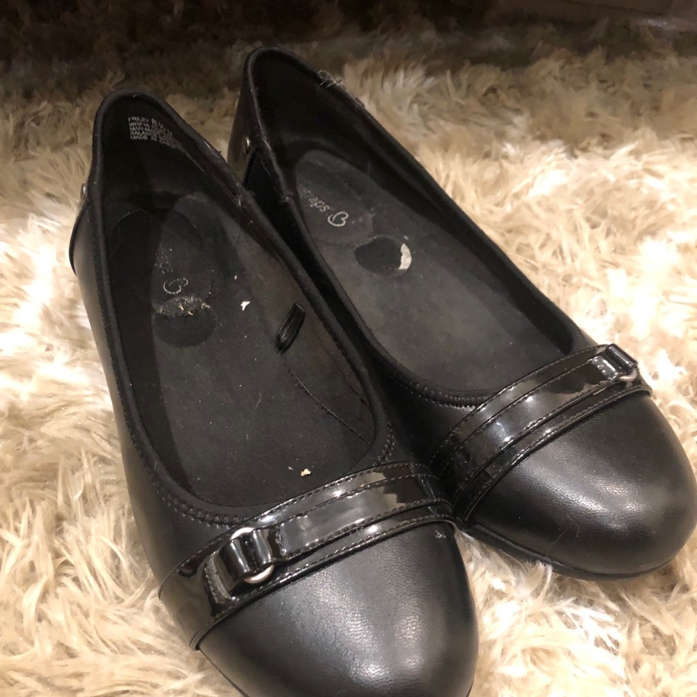 Baretrap Black Flats